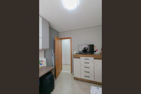 Apartamento para alugar com 2 quartos, 110m² em Castelo, Belo Horizonte