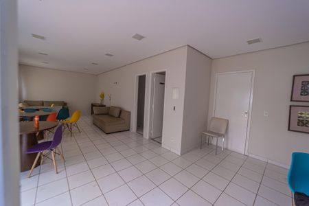 Apartamento para alugar com 46m², 2 quartos e 1 vagaÁrea comum - Salão de festas