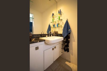 Apartamento para alugar com 87m², 2 quartos e 3 vagas Apartamento para alugar com 87m², 2 quartos e 3 vagasBanheiro Suíte 2