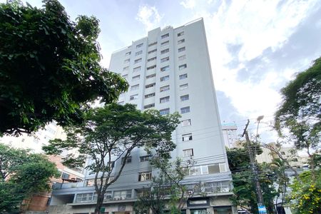 Apartamento para alugar com 180m², 3 quartos e 2 vagasFachada