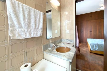 Apartamento para alugar com 180m², 3 quartos e 2 vagasBanheiro da Suíte 2