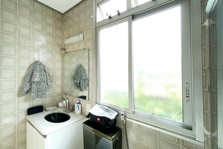 Apartamento para alugar com 180m², 3 quartos e 2 vagasBanheiro da Suíte 1