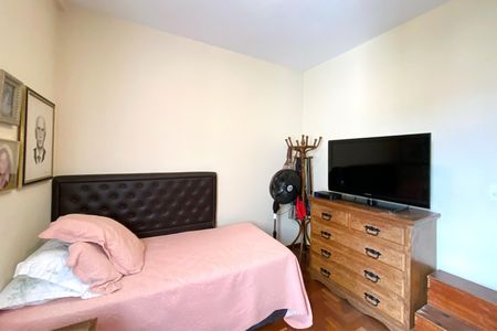 Apartamento para alugar com 180m², 3 quartos e 2 vagasQuarto 2