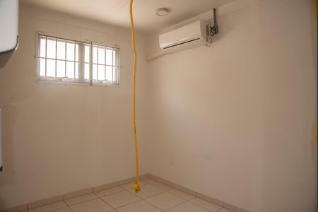 Quarto 1 de casa para alugar com 2 quartos, 80m² em Vila Clementino, São Paulo