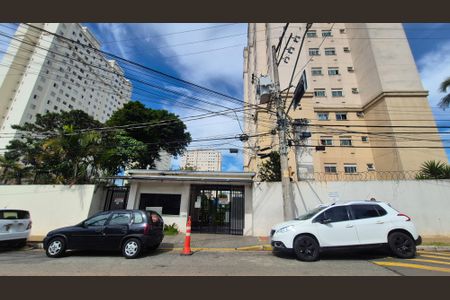 Apartamento para alugar com 44m², 2 quartos e 1 vagaFachada e portaria