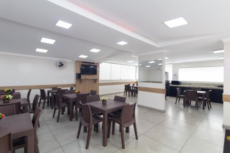 Apartamento para alugar com 44m², 2 quartos e 1 vagaÁrea comum - Salão de festas