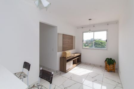 Sala de apartamento para alugar com 2 quartos, 44m² em Vila Nova Curuca, São Paulo