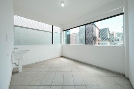 Casa para alugar com 100m², 2 quartos e sem vagaÁrea de Serviço