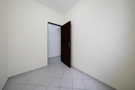 Quarto 1 de casa para alugar com 2 quartos, 100m² em Vila Silvia, São Paulo