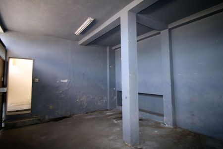 Casa à venda com 386m², 4 quartos e 2 vagasGaragem