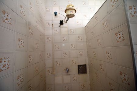 Casa à venda com 386m², 4 quartos e 2 vagasBanheiro Social 2º piso