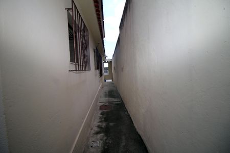 Casa à venda com 386m², 4 quartos e 2 vagasCorredor Lateral