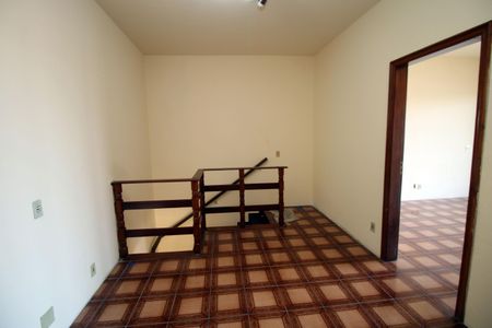 Casa à venda com 386m², 4 quartos e 2 vagasAntessala 2º piso