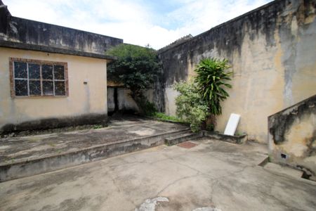 Casa à venda com 386m², 4 quartos e 2 vagasQuintal