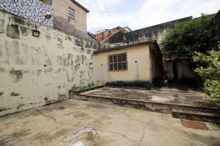 Casa à venda com 386m², 4 quartos e 2 vagasQuintal