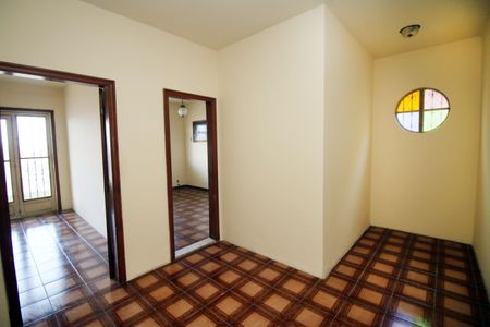 Casa à venda com 386m², 4 quartos e 2 vagasSala 2º Piso