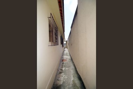 Casa à venda com 386m², 4 quartos e 2 vagasCorredor Lateral