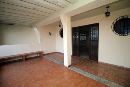 Casa à venda com 386m², 4 quartos e 2 vagasVaranda da Sala