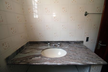 Casa à venda com 386m², 4 quartos e 2 vagasBanheiro 2º piso