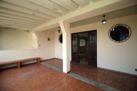 Casa à venda com 386m², 4 quartos e 2 vagasVaranda da Sala