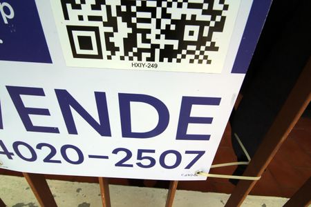 Casa à venda com 386m², 4 quartos e 2 vagasCódigo