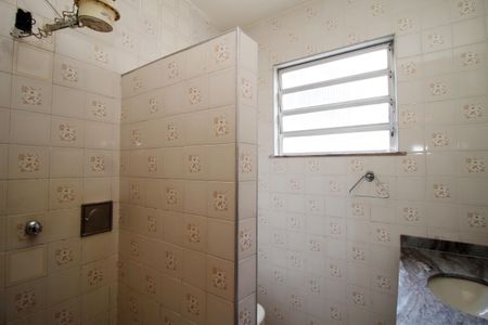 Casa à venda com 386m², 4 quartos e 2 vagasBanheiro 2º piso