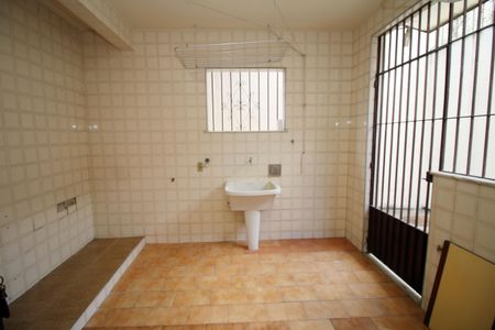 Casa à venda com 386m², 4 quartos e 2 vagasÁrea de Serviço