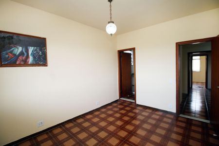 Casa à venda com 386m², 4 quartos e 2 vagasSuíte