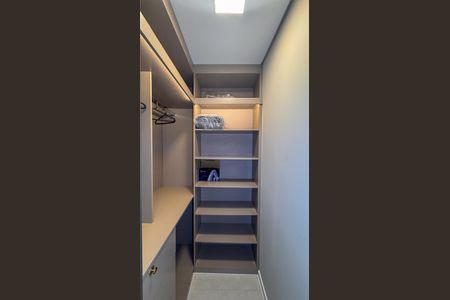 Apartamento à venda com 67m², 2 quartos e 1 vagaCloset da suíte