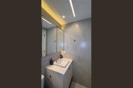 Apartamento à venda com 67m², 2 quartos e 1 vagaBanheiro da Suíte