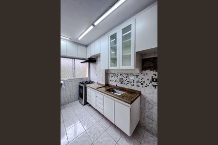 Apartamento para alugar com 80m², 2 quartos e 1 vagaCozinha