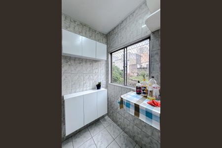 Apartamento para alugar com 80m², 2 quartos e 1 vagaÁrea de Serviço