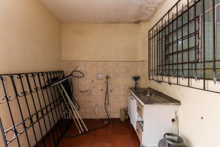 Casa à venda com 90m², 3 quartos e 1 vagaÁrea de Serviço