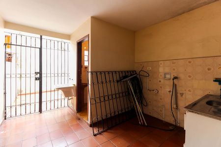 Casa à venda com 90m², 3 quartos e 1 vagaÁrea de Serviço