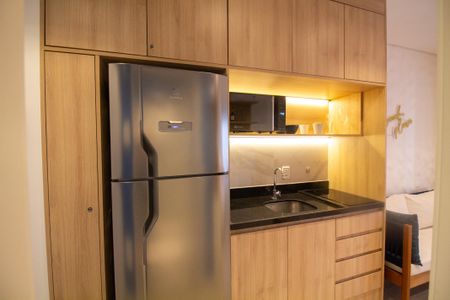 Cozinha de kitnet/studio à venda com 1 quarto, 25m² em Jardim das Acacias, São Paulo
