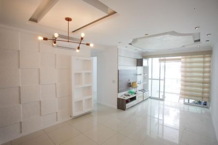 Sala de apartamento para alugar com 2 quartos, 79m² em Freguesia (jacarepaguá), Rio de Janeiro