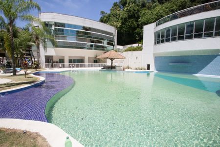 Apartamento para alugar com 79m², 2 quartos e 1 vagaÁrea comum - Piscina