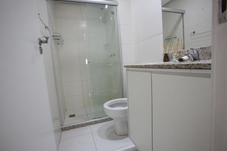 Apartamento para alugar com 79m², 2 quartos e 1 vagaBanheiro Social