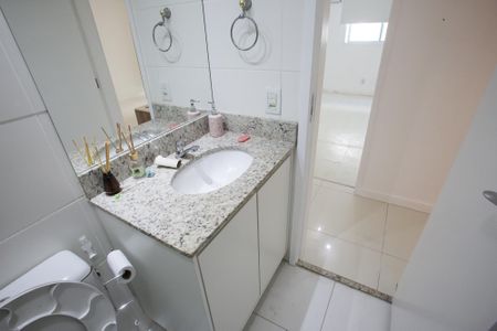 Apartamento para alugar com 79m², 2 quartos e 1 vagaBanheiro Social