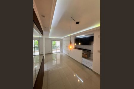 Apartamento à venda com 83m², 3 quartos e 2 vagasFoto 02