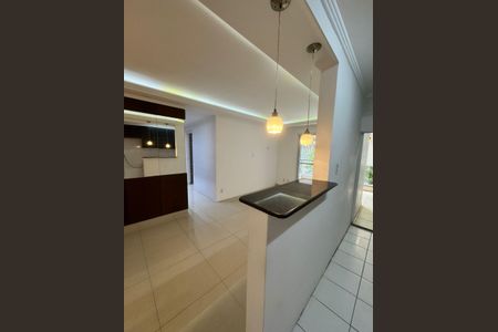 Apartamento à venda com 83m², 3 quartos e 2 vagasFoto 03