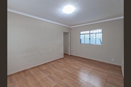 Sala de casa à venda com 2 quartos, 224m² em Piqueri, São Paulo
