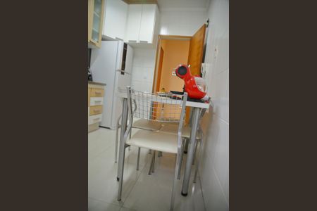 Apartamento para alugar com 65m², 2 quartos e 1 vagaCozinha 