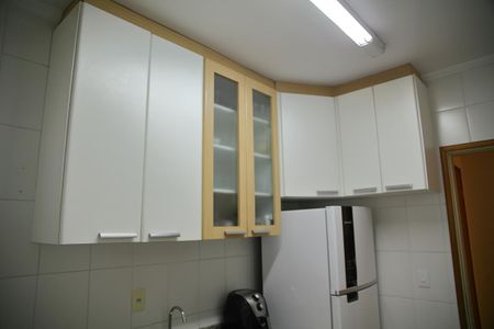 Apartamento para alugar com 65m², 2 quartos e 1 vagaCozinha
