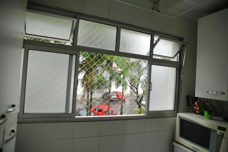 Apartamento para alugar com 65m², 2 quartos e 1 vagaÁrea de Serviço