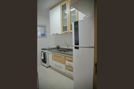 Apartamento para alugar com 65m², 2 quartos e 1 vagaCozinha 