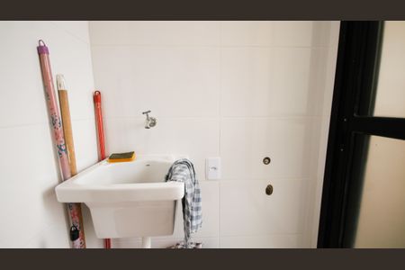 Apartamento para alugar com 73m², 2 quartos e 1 vagaÁrea de Serviço