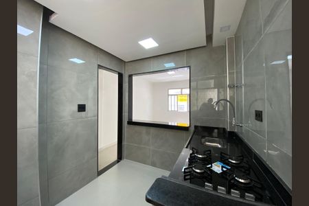 Apartamento à venda com 45m², 2 quartos e 1 vaga Apartamento à venda com 45m², 2 quartos e 1 vagaCozinha e Área de Serviço