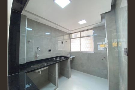 Apartamento à venda com 45m², 2 quartos e 1 vaga Apartamento à venda com 45m², 2 quartos e 1 vagaCozinha e Área de Serviço