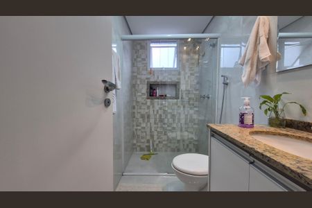 Apartamento à venda com 90m², 3 quartos e 2 vagas Apartamento à venda com 90m², 3 quartos e 2 vagasBanheiro da suíte